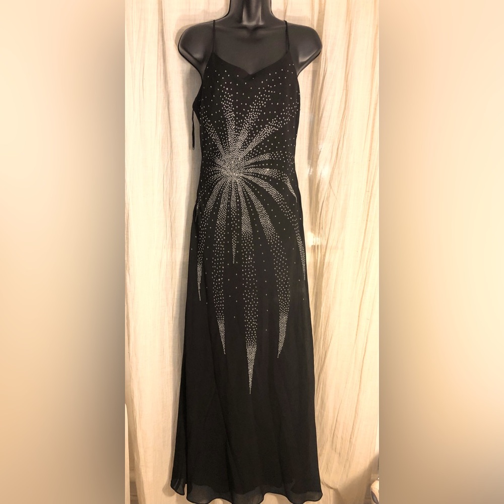 Long Black Dress !!